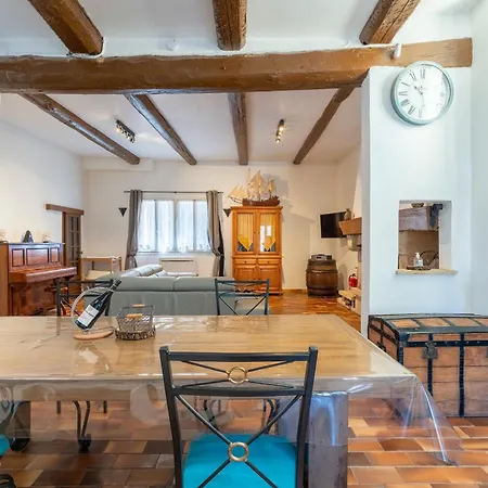 Maison En Campagne Holiday home